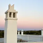 Bed & Breakfast Masseria Almadava *