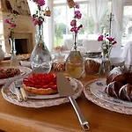 Masseria Almadava Bed & Breakfast *