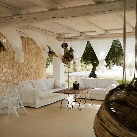 ベッド・アンド・ブレックファスト Masseria Almadava *
